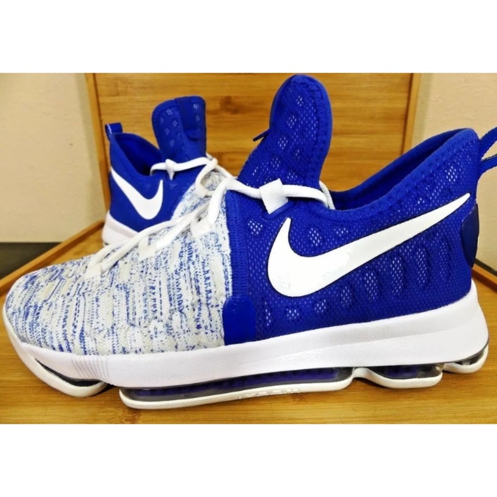 SOLD Nike Zoom KD 9 II GS Youth Size 5Y Women's 7